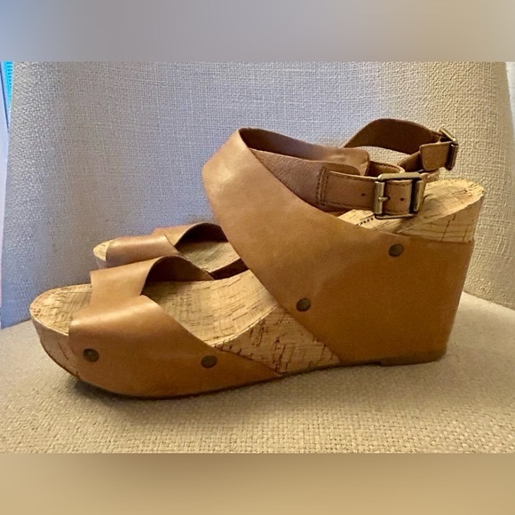 Lucky Brand “Moran Tan Leather Wrapped Cork 4 Strap Wedges” - Picture 5 of 5